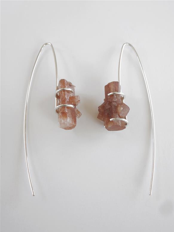 Boucles d'oreilles avec des cristaux d'aragonite